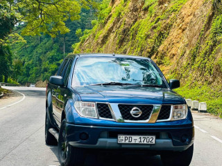 nissan-navara-2007