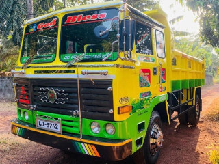 ashok-leyland-tipper-2012