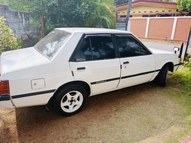 mitsubishi-lancer-box-1987-big-1