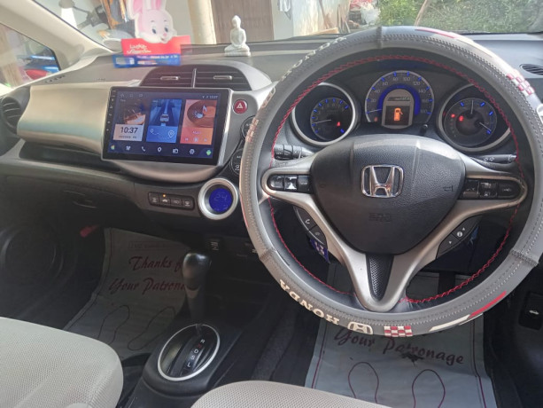 honda-fit-2010-big-4