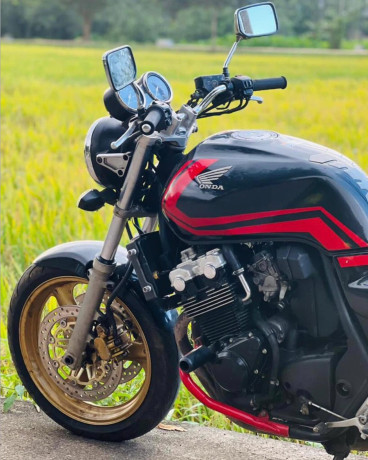 honda-cb400-unregistered-big-4