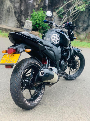 yamaha-fz-v1-big-1