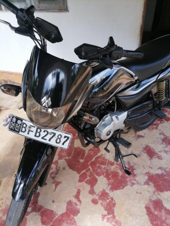bajaj-platina-100es-2017-big-2