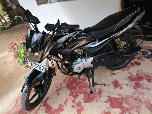 bajaj-platina-100es-2017-big-0