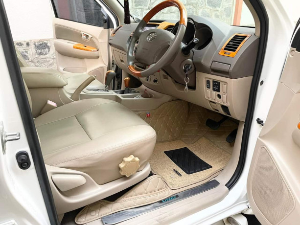 toyota-hilux-vigo-2007-big-3
