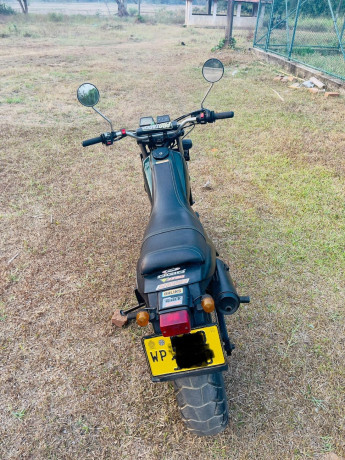 yamaha-tw200-big-4