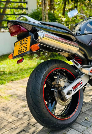 honda-hornet-ch115-2013-big-4