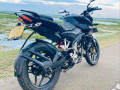 bajaj-pulsar-ns150-2016-small-0