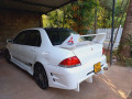 mitsubishi-lancer-cs2-2000-small-1