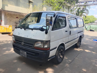 toyota-hiace-lh113-1991