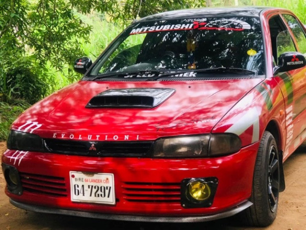 mitsubishi-lancer-cb8-big-0