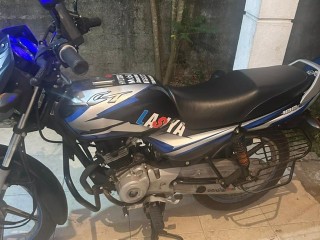 bajaj-ct100-es-2023