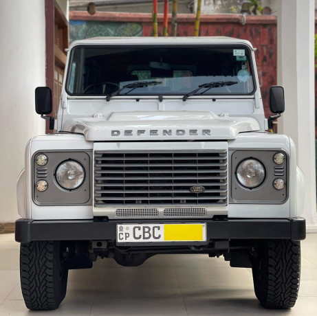 landrover-defender-110-2015-big-0