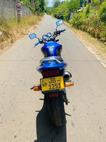 honda-hornet-ch100-2003-big-2