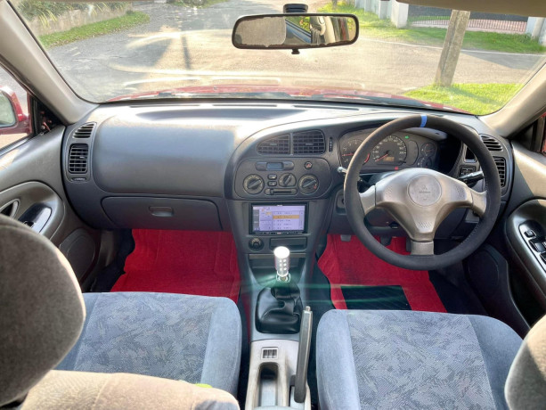 mitsubishi-lancer-ck2-1999-big-4