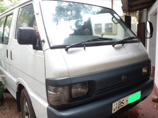 mazda-bongo-1997