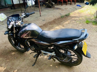 bajaj-discover-125m-2023