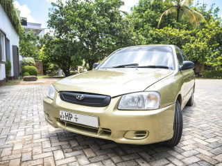 hyundai-accent-2001