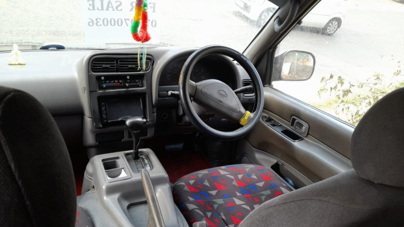 nissan-serena-big-3
