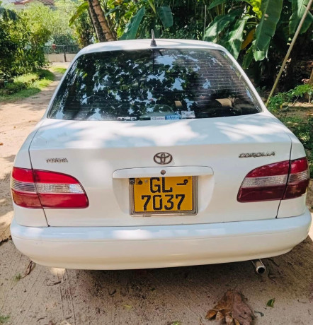 toyota-corolla-ce110-big-2