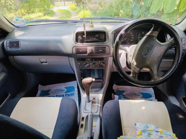 toyota-corolla-ce110-big-4