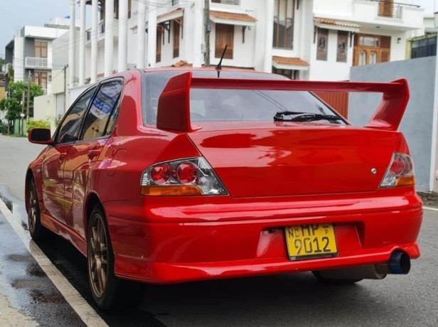 mitsubishi-evo-7-big-2