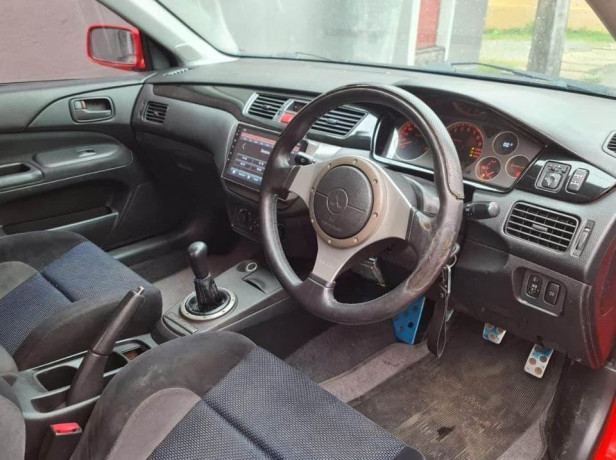 mitsubishi-evo-7-big-4