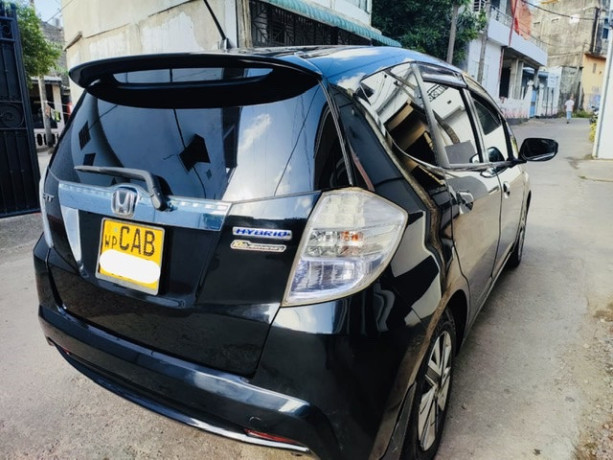 honda-fit-gp1-2012-big-1