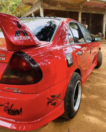 mitsubishi-lancer-ck1-1997-big-4