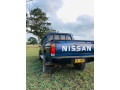 nissan-d21-double-cab-1986-small-4