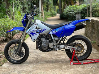 suzuki-drz-k7-unregistered