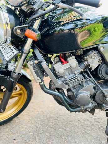 honda-hornet-ch110-2014-big-3