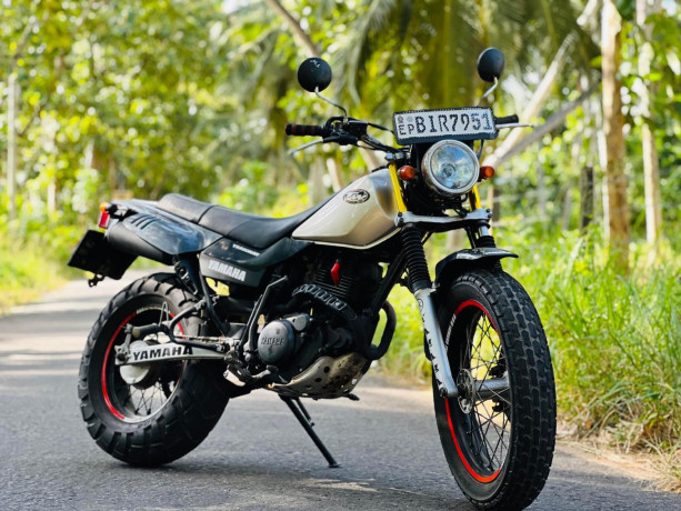 yamaha-tw-200-2020-big-0