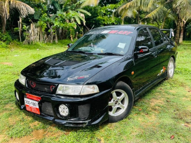 mitsubishi-lancer-ck2-1997-big-0