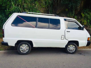 toyota-townace