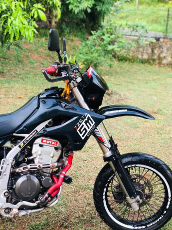 Kawasaki D tracker 250 2012, Minuwangoda