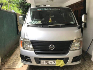 nissan-caravan-e25-2009