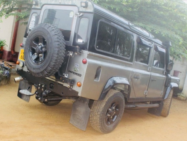 landrover-defender-110-big-3