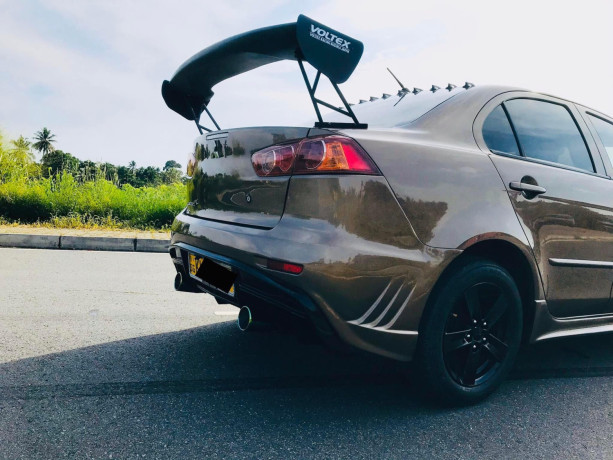 mitsubishi-lancer-ex-2008-big-4