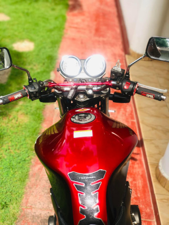 honda-hornet-ch150-2008-big-2