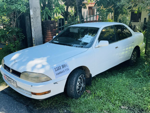 toyota-camry-1994-big-3