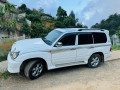 land-cruiser-j101-small-1