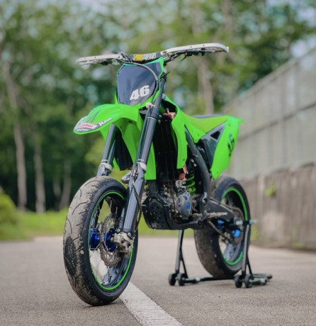 kawasaki-kx-450f-big-1