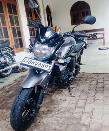 yamaha-fz-v2-2019-big-1