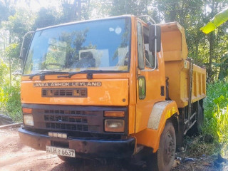 ashok-leyland-tipper-2010