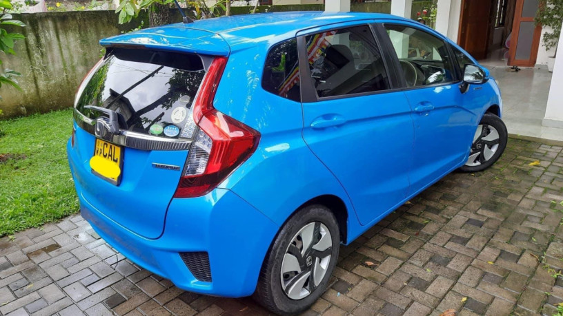 honda-fit-gp5-2013-big-3