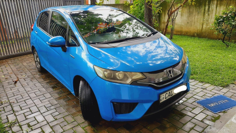 honda-fit-gp5-2013-big-1