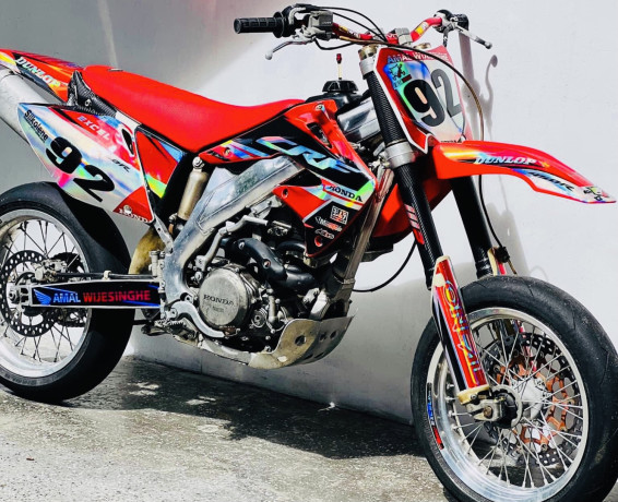 honda-crf-450r-2006-big-4