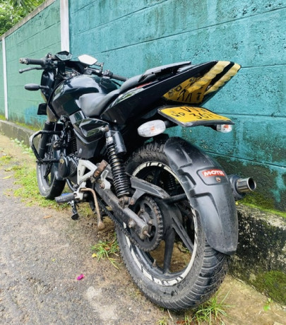 bajaj-pulsar-180-2010-big-2