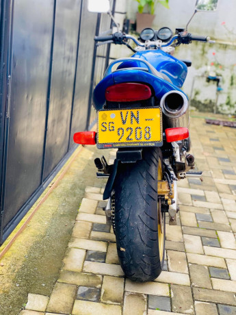 honda-hornet-ch130-2009-big-3